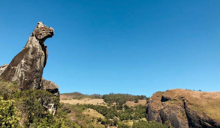 Foto Pedra do Cão Sentado - Nova Friburgo RJ